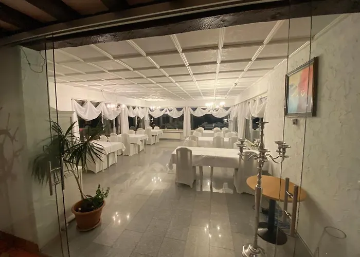 Hotel Eifel Haus West Kall