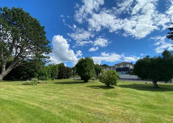 Hotel Eifel Haus West 3*