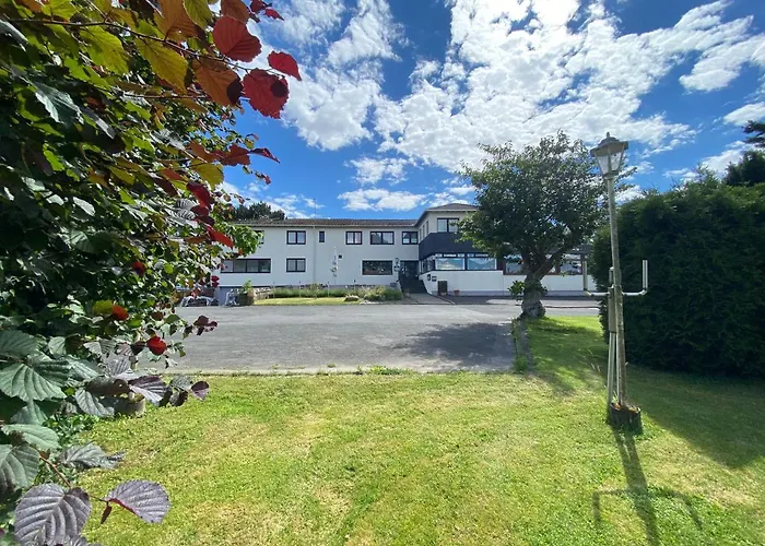 Hotel Eifel Haus West 3*