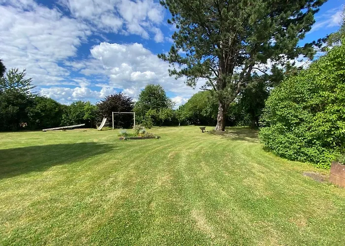 Hotel Eifel Haus West 3*